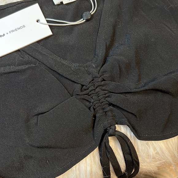 NWT LOVERS AND FRIENDS CROP TOP - Picture 2 of 3